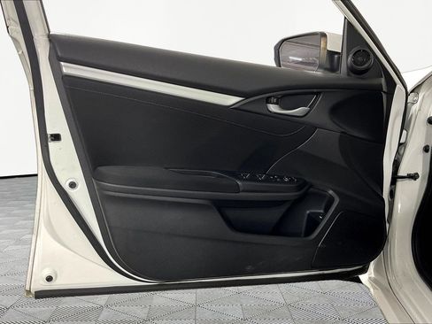 Used 2017 Honda Civic EX-T image 19