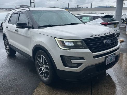 Used 2017 Ford Explorer Sport w/ Equipment Group 401A image 2