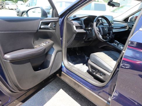 Used 2024 Mitsubishi Outlander AWD image 10