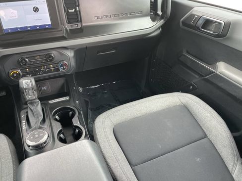 Used 2022 Ford Bronco 4-Door AWD/4WD image 14