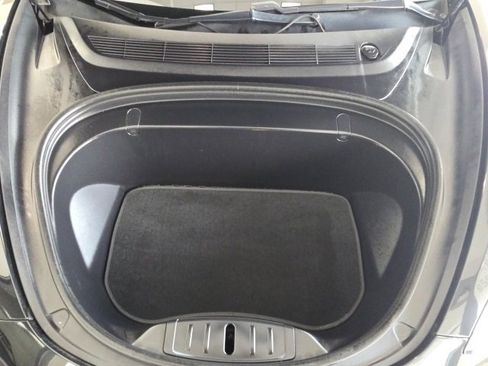 Used 2018 Tesla Model 3 Long Range image 19