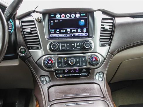 Used 2017 Chevrolet Tahoe Premier image 13