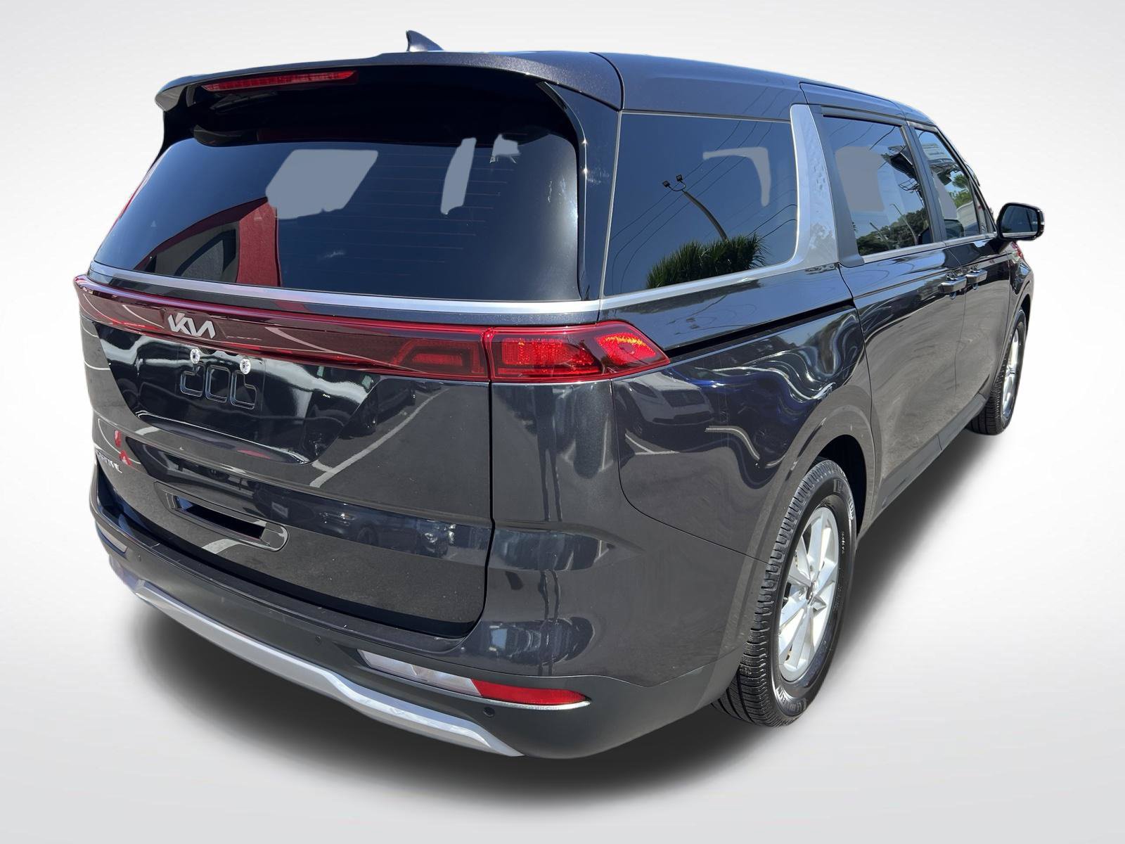 Used 2024 Kia Carnival LX FWD image 7