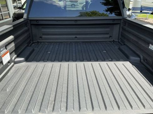 Used 2026 Honda Ridgeline Black Edition image 18