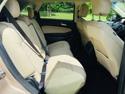 Used 2020 Ford Edge SE AWD/4WD image 14