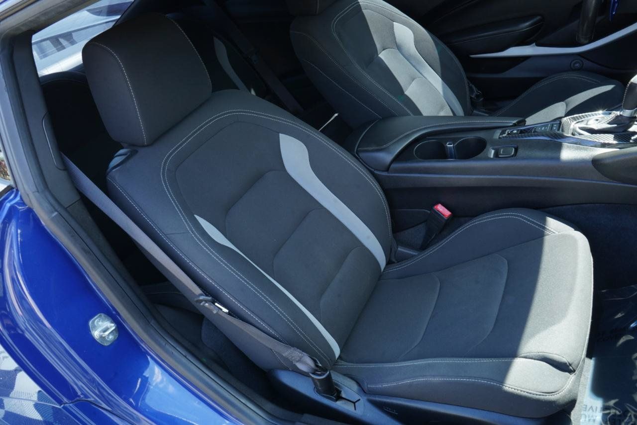 Used 2020 Chevrolet Camaro SS RWD image 51