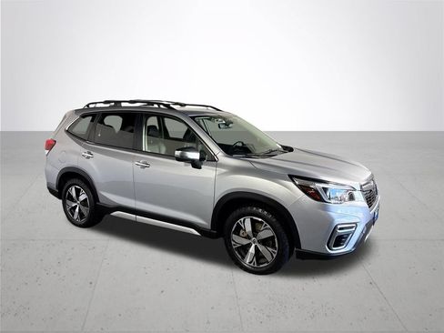Used 2019 Subaru Forester Touring w/ Popular Package #3 AWD/4WD image 4