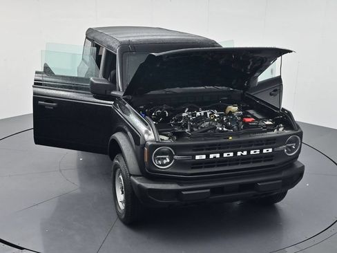 Used 2025 Ford Bronco 4-Door AWD/4WD image 54