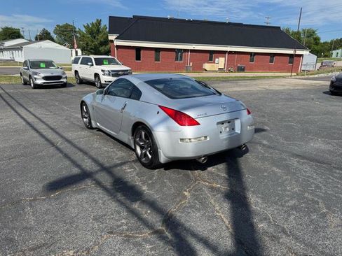 Used 2008 Nissan 350Z Enthusiast w/ Cargo Convenience Pkg RWD image 5