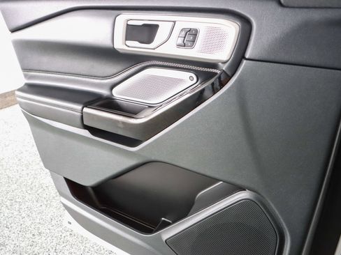 Used 2023 Ford Explorer ST w/ Equipment Group 401A image 22