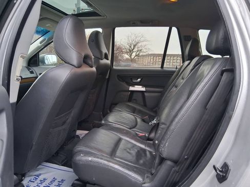 Used 2005 Volvo XC90 2.5T AWD/4WD image 16