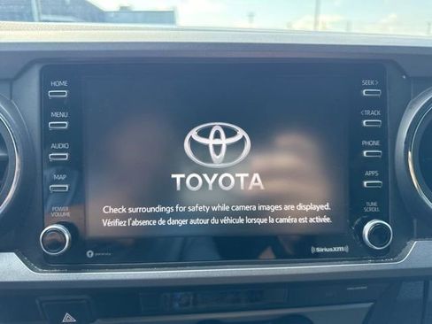 Used 2023 Toyota Tacoma TRD Off-Road image 24