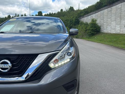 Used 2015 Nissan Murano S AWD/4WD image 10