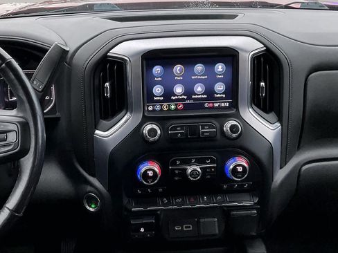 Used 2022 GMC Sierra 1500 SLT AWD/4WD image 8