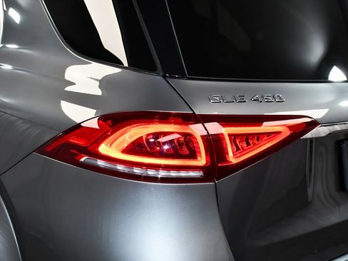 Used 2023 Mercedes-Benz GLE 450 4MATIC image 91