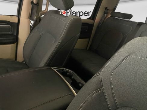 Used 2019 RAM 1500 Big Horn AWD/4WD image 26