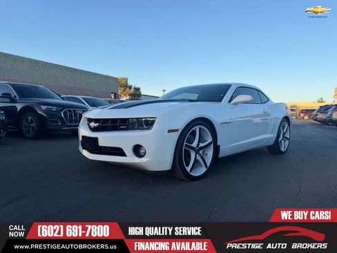 Used 2011 Chevrolet Camaro LT w/ RS Package RWD image 3