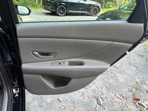 Certified 2026 Hyundai Elantra Sport FWD image 12