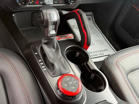 Used 2025 Ford Bronco Stroppe Edition image 19