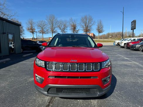 Used 2018 Jeep Compass Latitude w/ Popular Equipment Group image 9