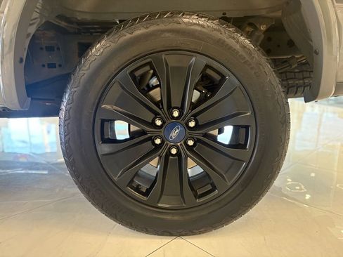 Used 2020 Ford F150 XLT w/ Equipment Group 302A Luxury AWD/4WD image 40
