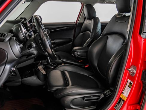 Used 2019 MINI Cooper S w/ Premium Package FWD image 40