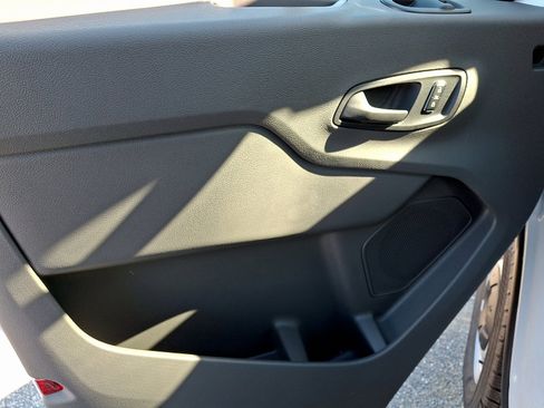 New 2026 Ford Transit 350 XL image 10