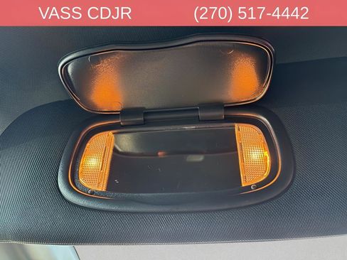 New 2026 Chrysler Pacifica Select FWD image 29