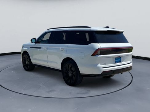 Used 2025 Lincoln Navigator Reserve w/ Jet Appearance Package AWD/4WD image 13