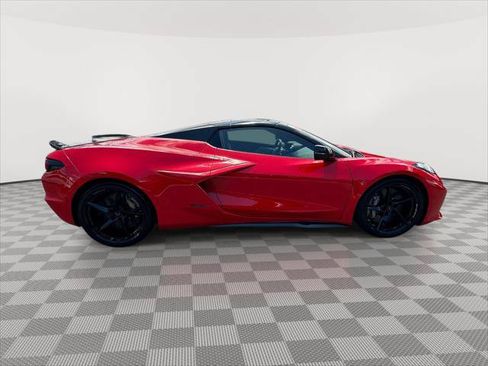 Used 2025 Chevrolet Corvette E-Ray AWD/4WD image 2