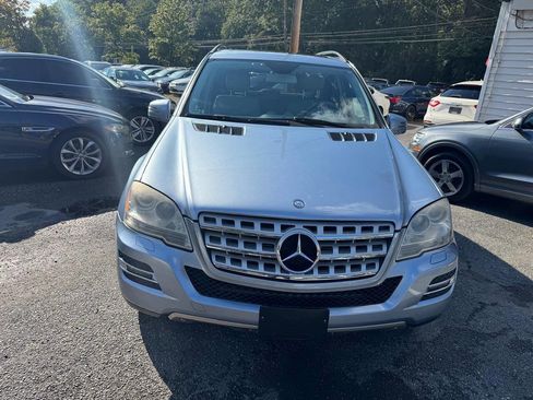 Used 2011 Mercedes-Benz ML 350 BlueTEC 4MATIC w/ Premium 2 Pkg image 2