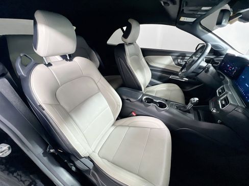 Used 2024 Ford Mustang Premium RWD image 30