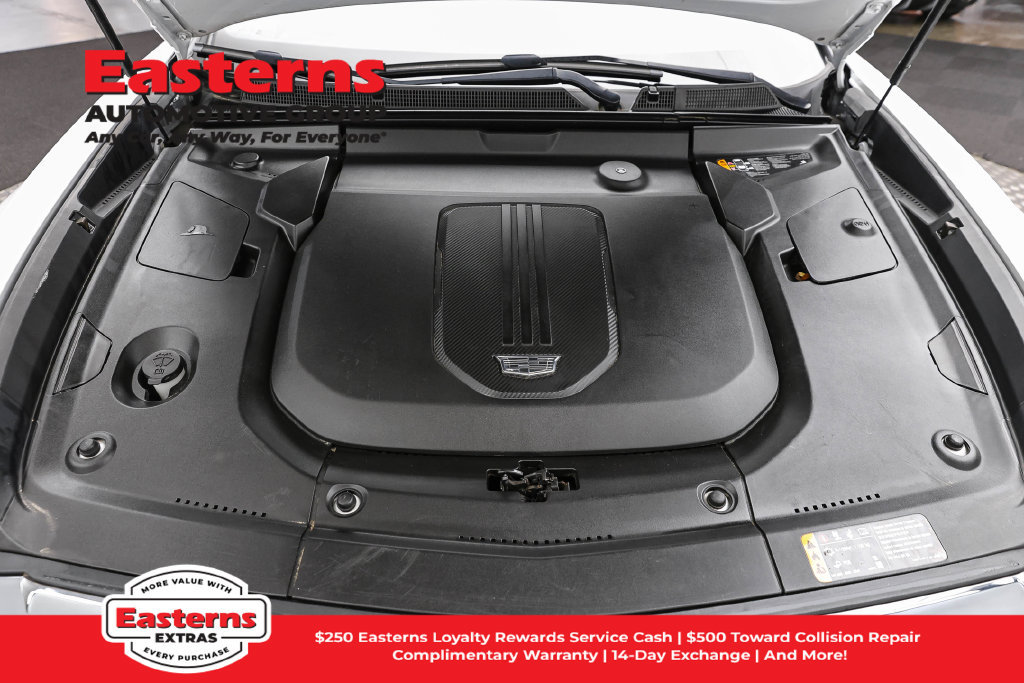Used 2024 Cadillac Lyriq Sport RWD image 8