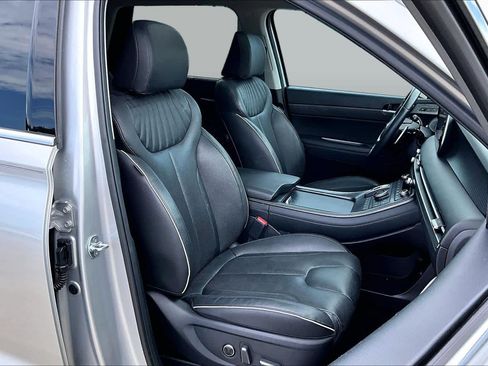 Used 2024 Hyundai Palisade Limited AWD/4WD image 9