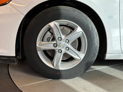 Used 2024 Chevrolet Malibu LS FWD image 25