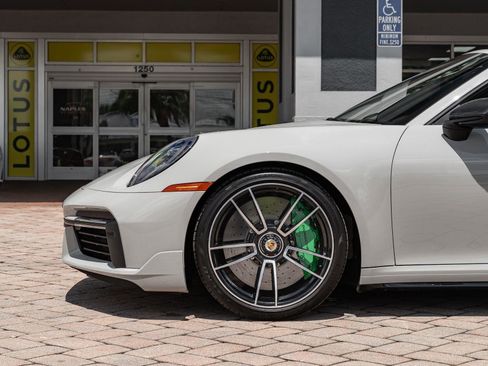Used 2022 Porsche 911 Turbo S image 27