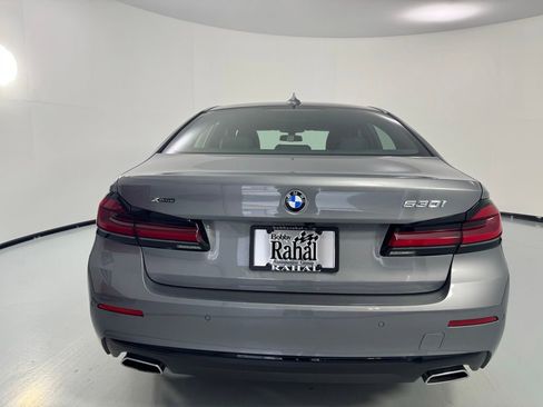 Certified 2023 BMW 530i xDrive w/ Premium Package AWD/4WD image 7