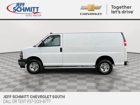Used 2024 Chevrolet Express 2500 w/ Driver Convenience Package image 6