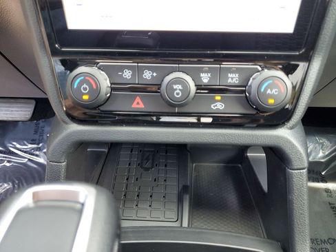 New 2026 Ford Ranger XLT w/ Equipment Group 301A High AWD/4WD image 27
