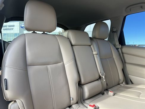 Used 2018 Nissan Pathfinder SL w/ Cargo Package image 18