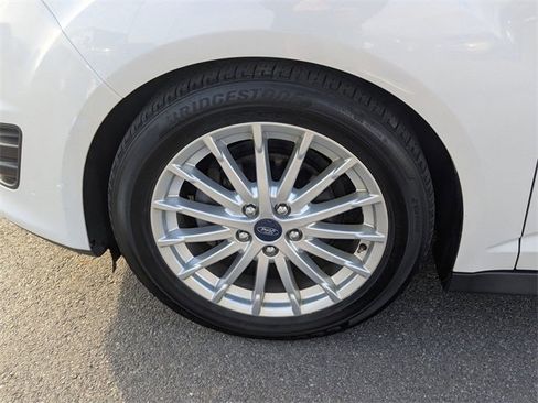 Used 2013 Ford C-MAX SEL image 30