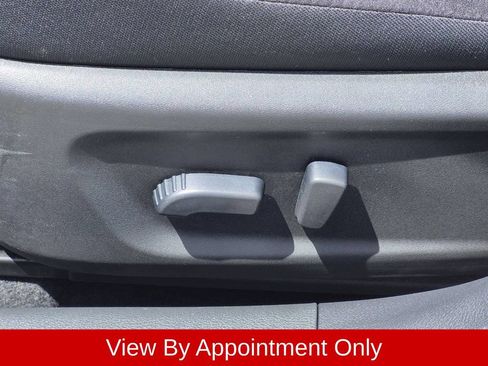 Used 2025 Nissan Altima 2.5 SV FWD image 13