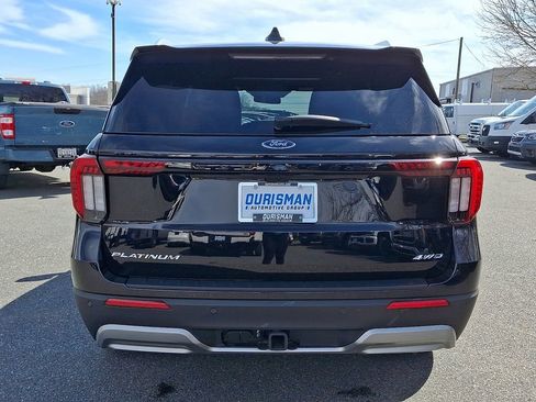 Used 2025 Ford Explorer Platinum w/ LUX Leather Package image 5