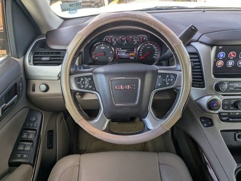 Used 2016 GMC Yukon XL SLT w/ Open Road Package image 18