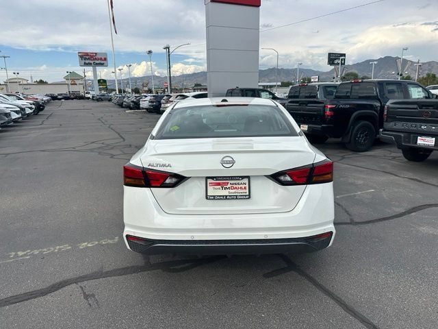 New 2026 Nissan Altima 2.5 SV FWD image 10