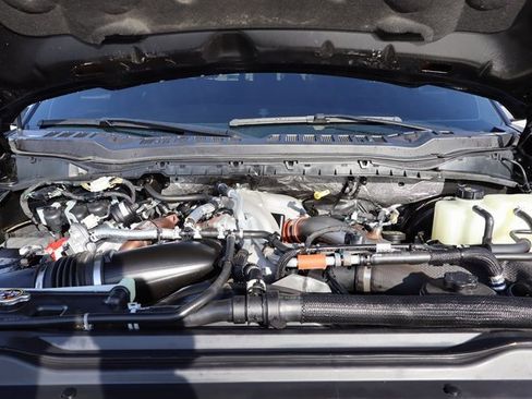 Used 2024 Ford F350 Platinum image 42