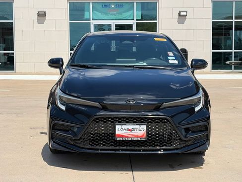Used 2024 Toyota Corolla SE FWD image 3