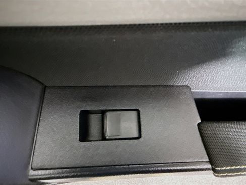 Used 2019 Toyota Corolla LE FWD image 30