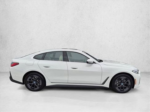 Used 2023 BMW i4 eDrive40 w/ Premium Package RWD image 4