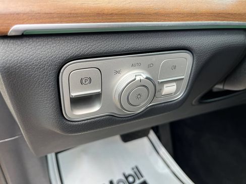 Certified 2026 Mercedes-Benz GLE 350 4MATIC image 18